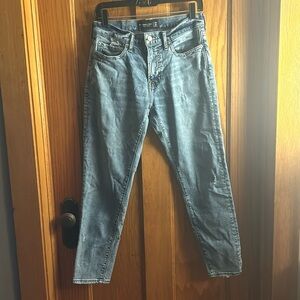 Abercrombie & Fitch Slim Taper Stretch Distressed Jeans size 29